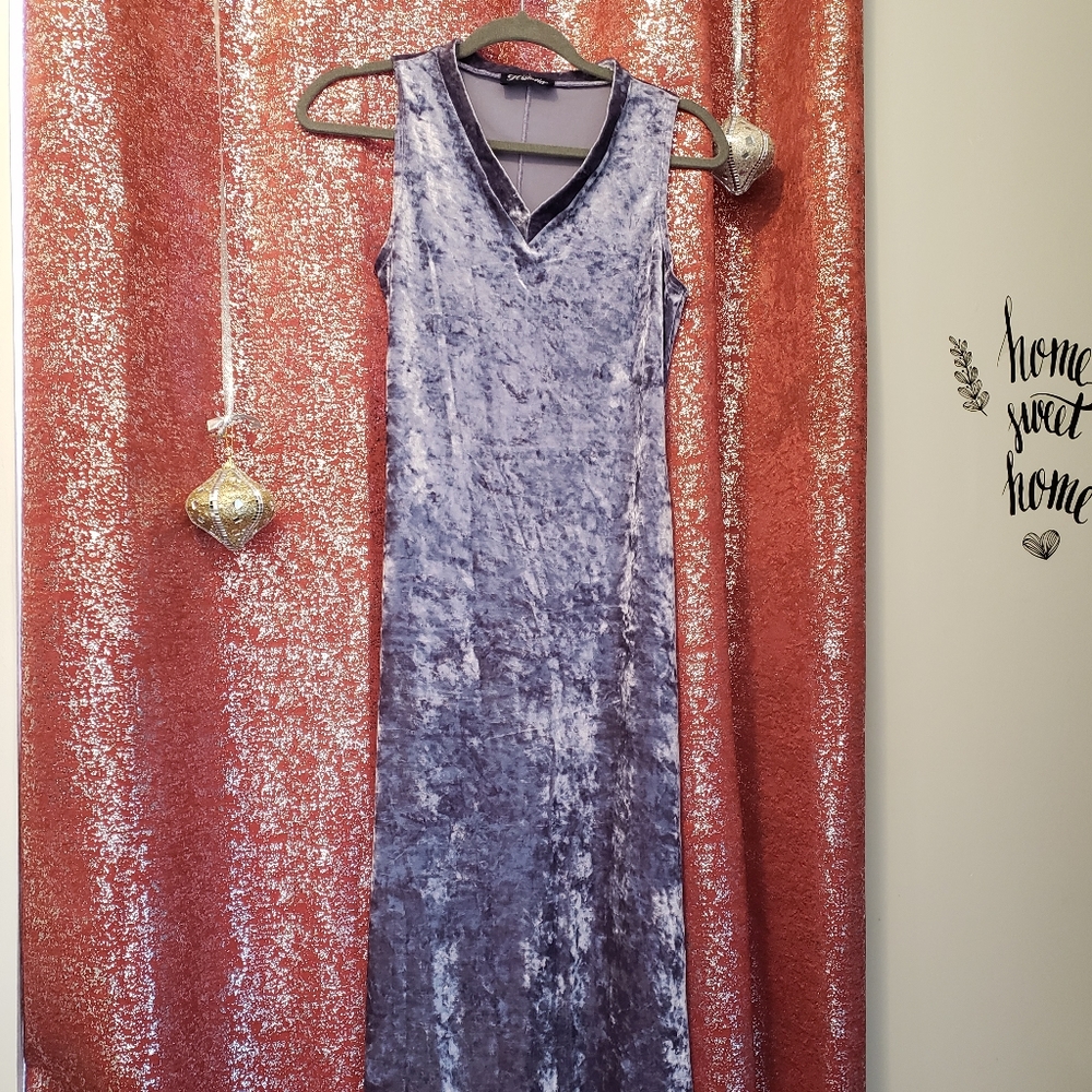 Women's velvet dress